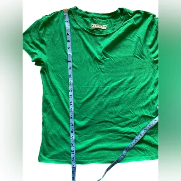 We The Free Nova Tee NWOT medium - Picture 7 of 11